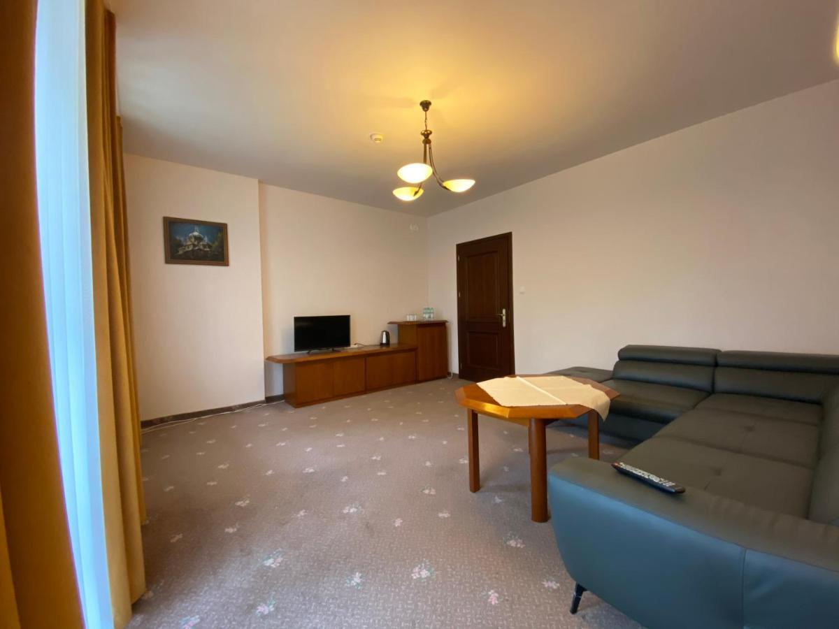 Hotel Grant Krynica-Zdrój Kültér fotó