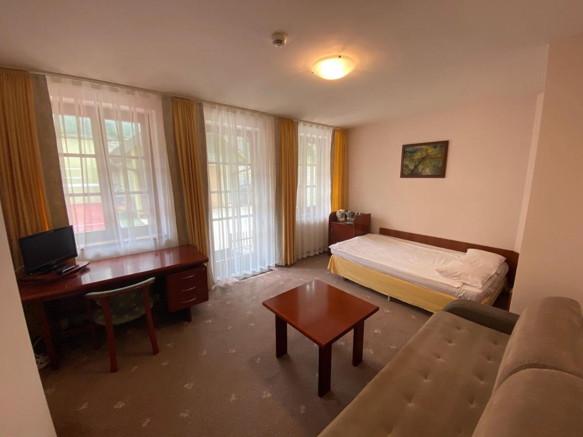Hotel Grant Krynica-Zdrój Kültér fotó