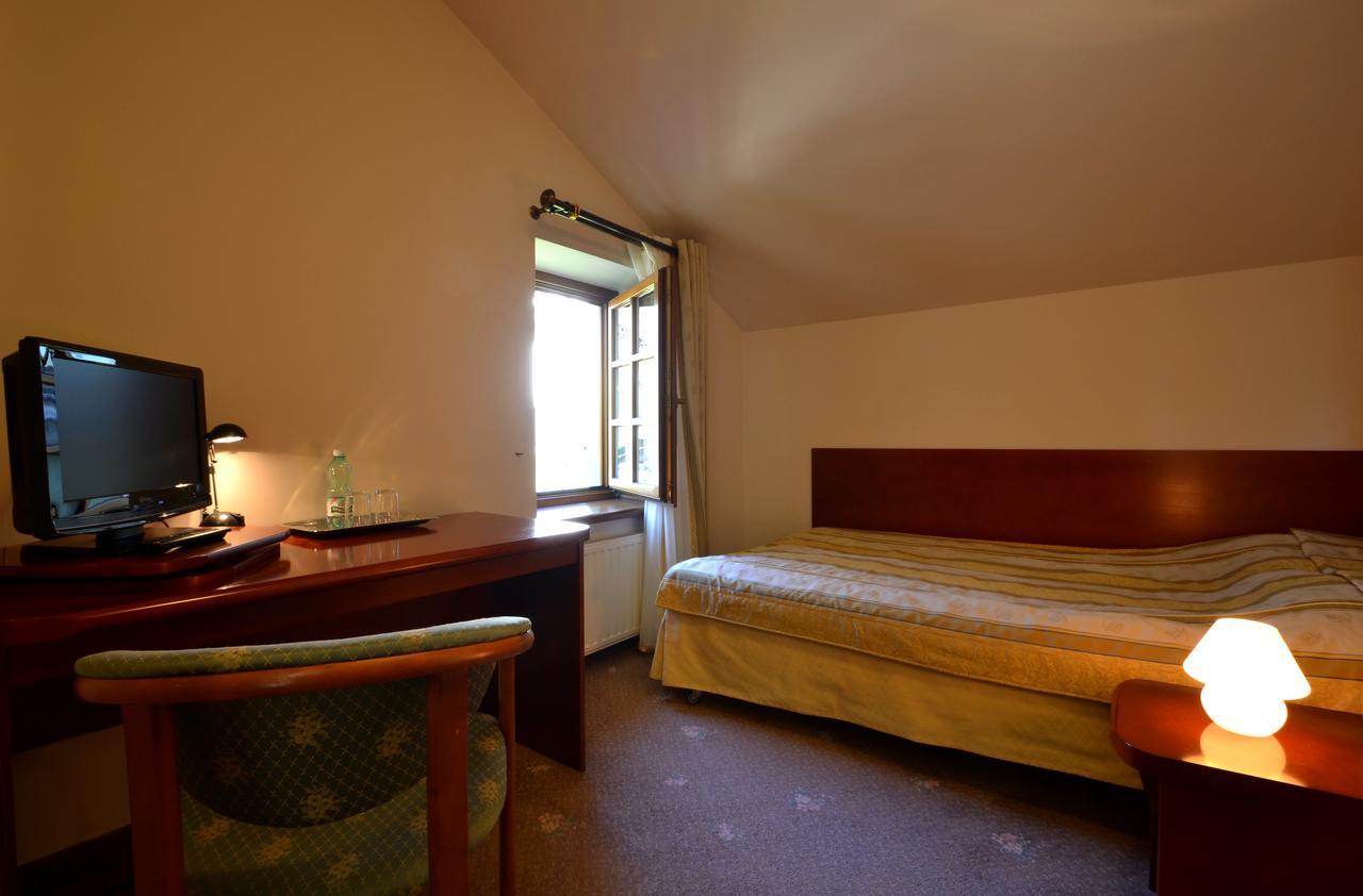 Hotel Grant Krynica-Zdrój Kültér fotó