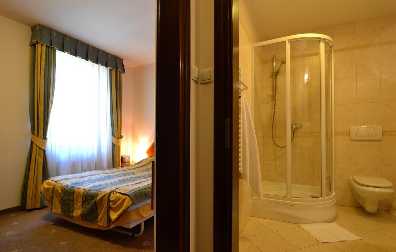 Hotel Grant Krynica-Zdrój Kültér fotó