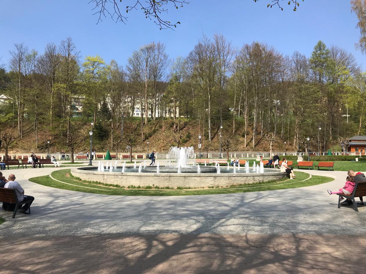 Hotel Grant Krynica-Zdrój Kültér fotó
