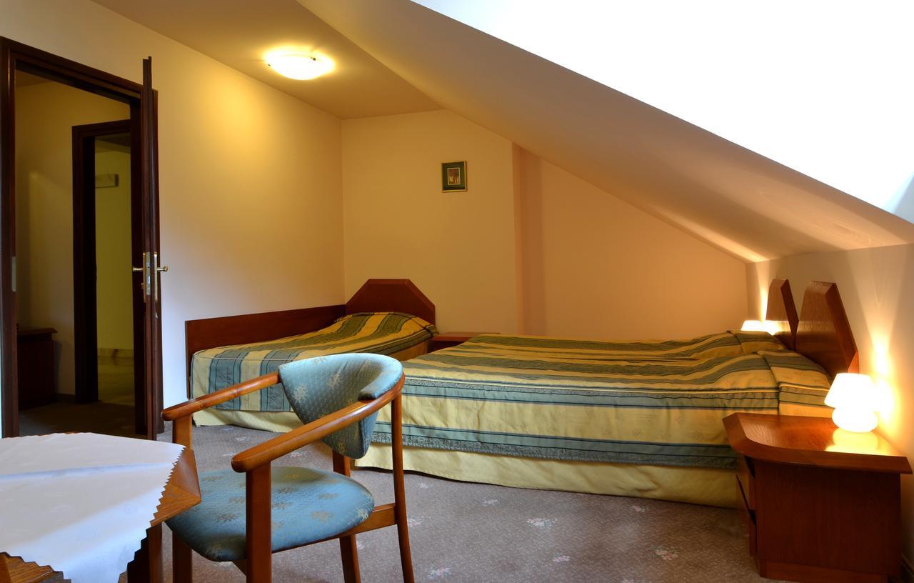 Hotel Grant Krynica-Zdrój Kültér fotó