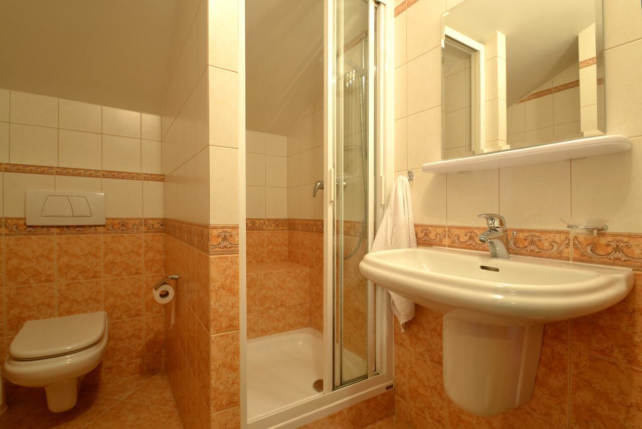 Hotel Grant Krynica-Zdrój Kültér fotó